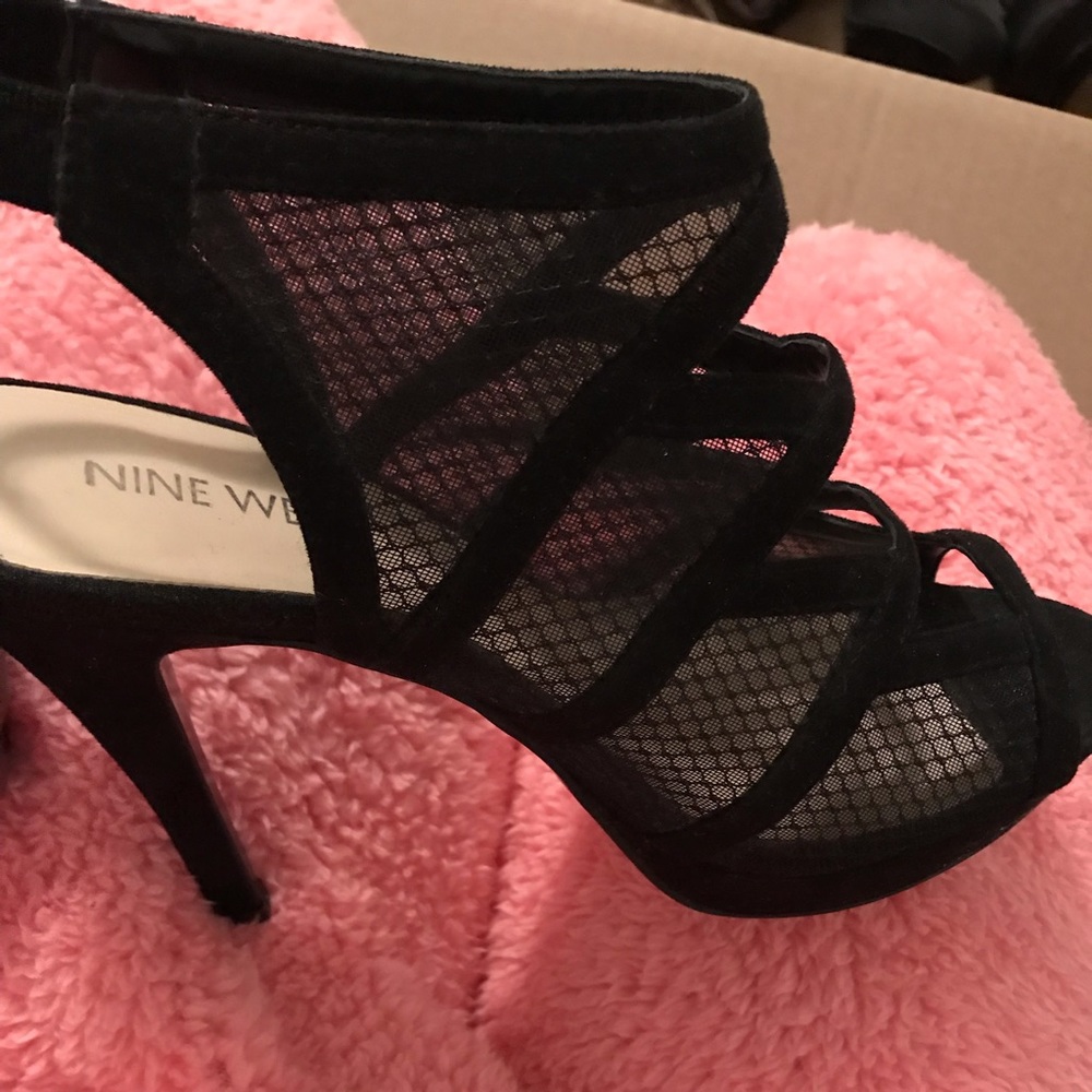 Black Nine West Heels size 7